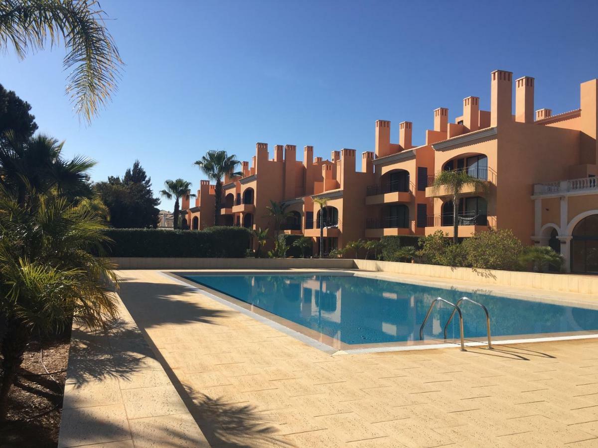 Casa De Ferias Vila Sol Golf Куартейра Екстериор снимка